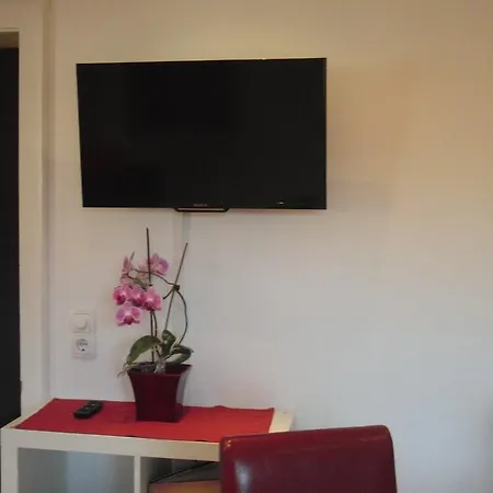 Strasser Angelika アパート ヴェステンドルフ